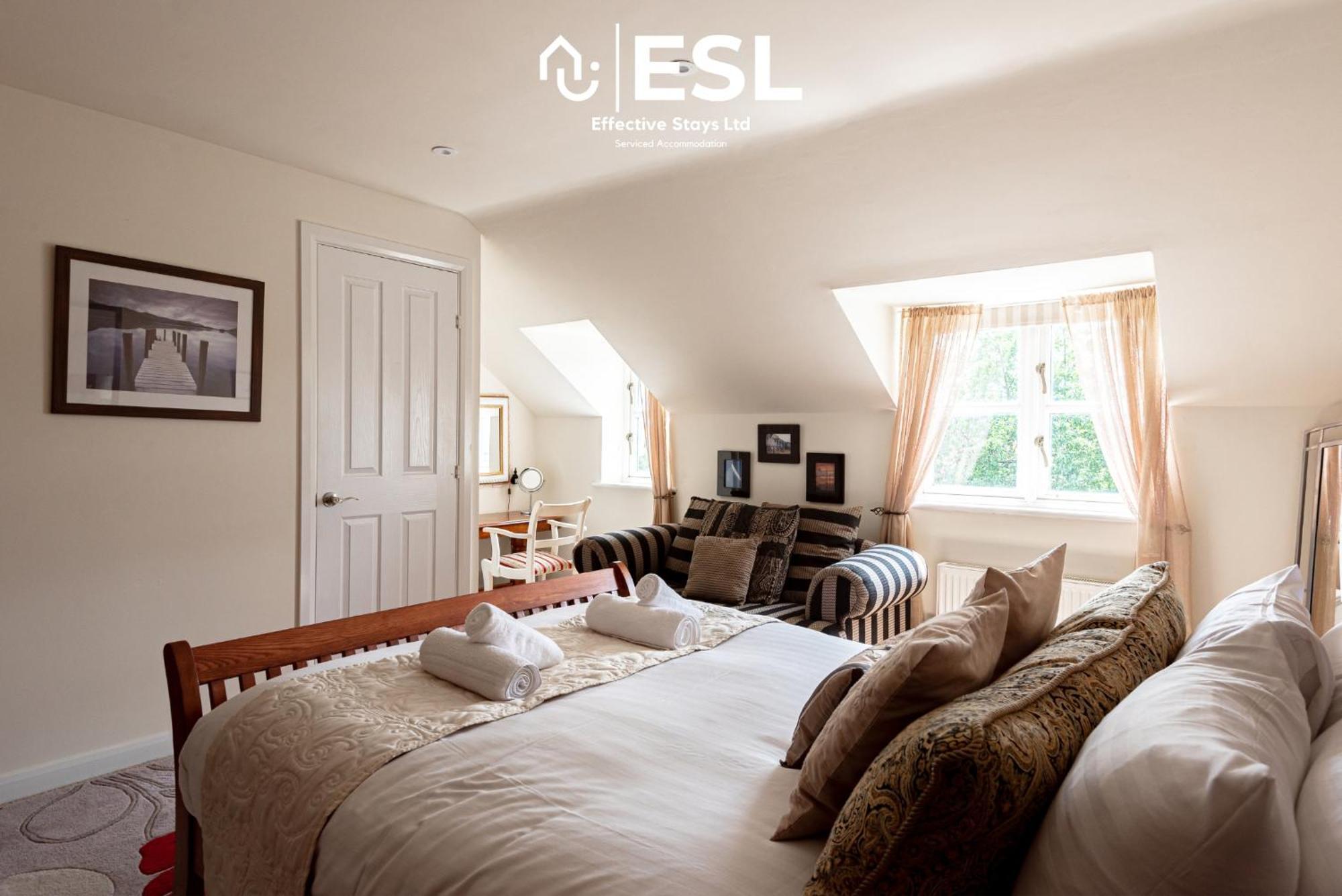 4 Bedroom Townhouse 10Mins Walk From Shrewsbury Town Centre With Parking Extérieur photo