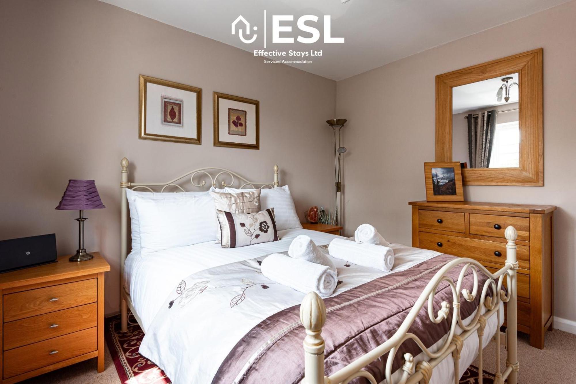 4 Bedroom Townhouse 10Mins Walk From Shrewsbury Town Centre With Parking Extérieur photo